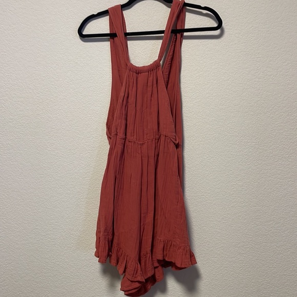 BP Ruffle Romper - Picture 4 of 4